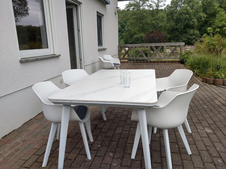 Wald-Apartment Limabach - Oberfrohna Exterior foto